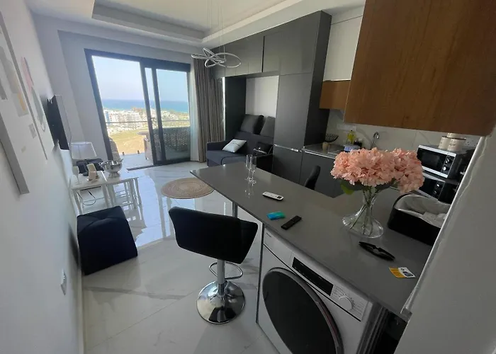 Iskele 150 * Aglantzia